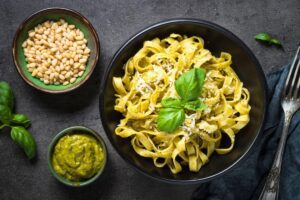 Makaron z pesto